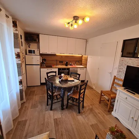 Escapade Montagne En Famille, Cosy Avec Piscine Couverte Apartment Bielle