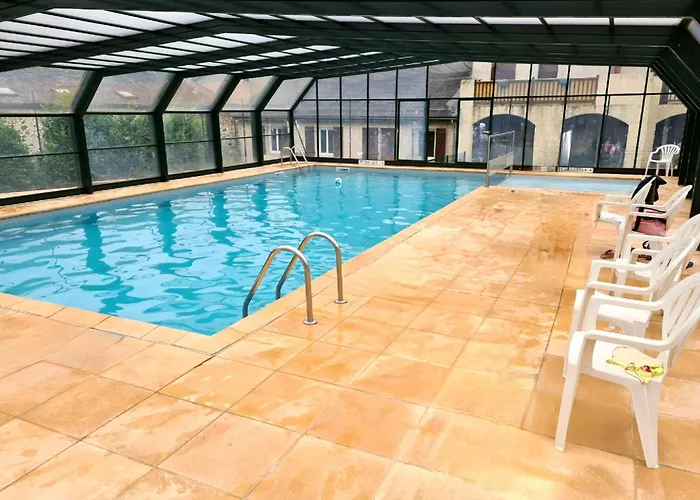 Escapade Montagne En Famille, Cosy Avec Piscine Couverte Apartamento *